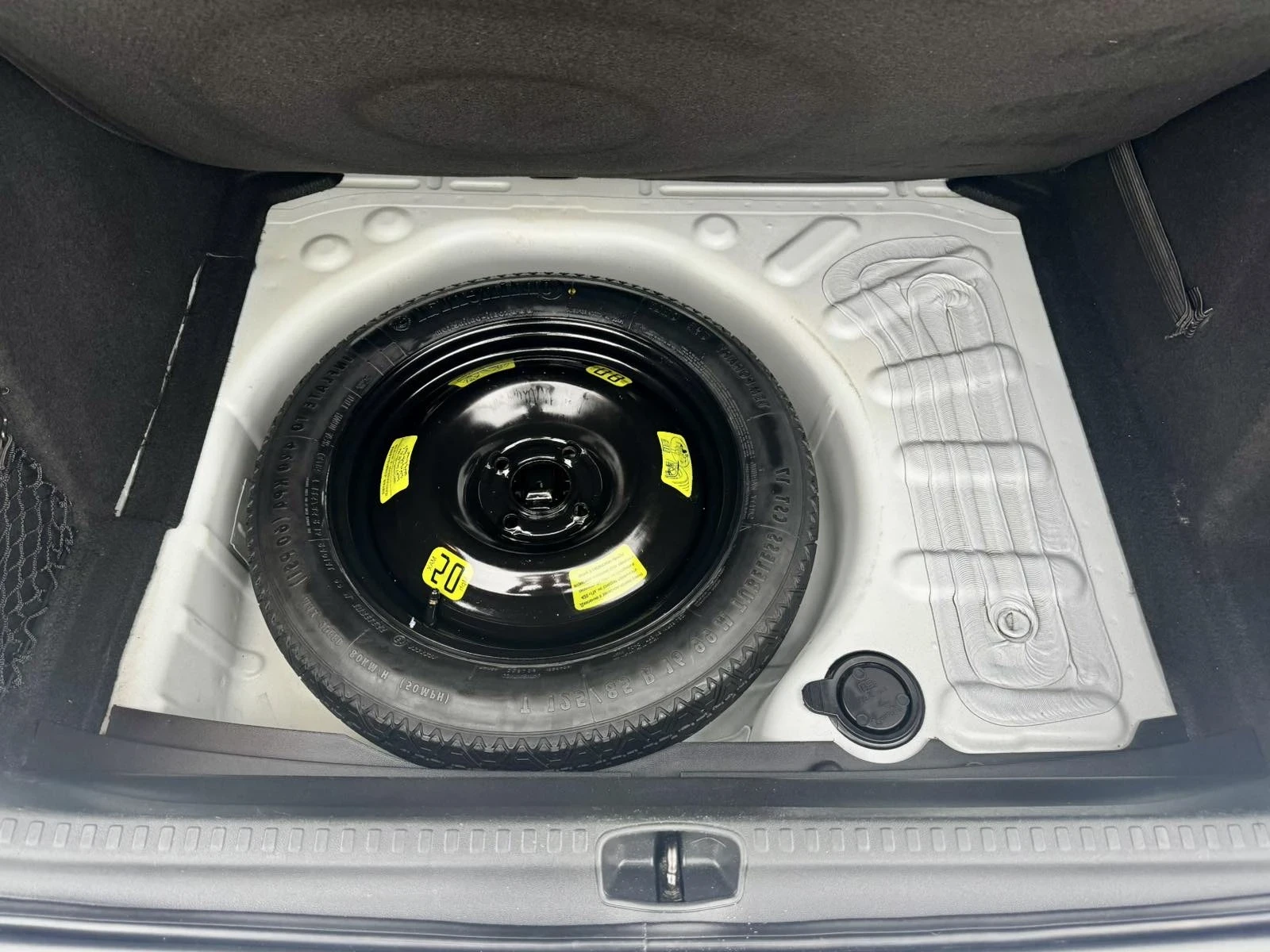 Citroen C4 1, 6 hdi 120hp EURO 6 , снимка 15 - Автомобили и джипове - 55866509