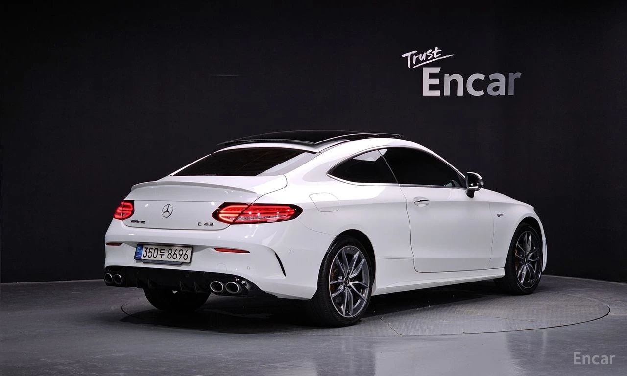 Mercedes-Benz C 43 AMG COUPE* FACELIFT* BURMESTER* ОБДУХВАНЕ* ДИСТРОНИК* , снимка 2 - Автомобили и джипове - 56113230
