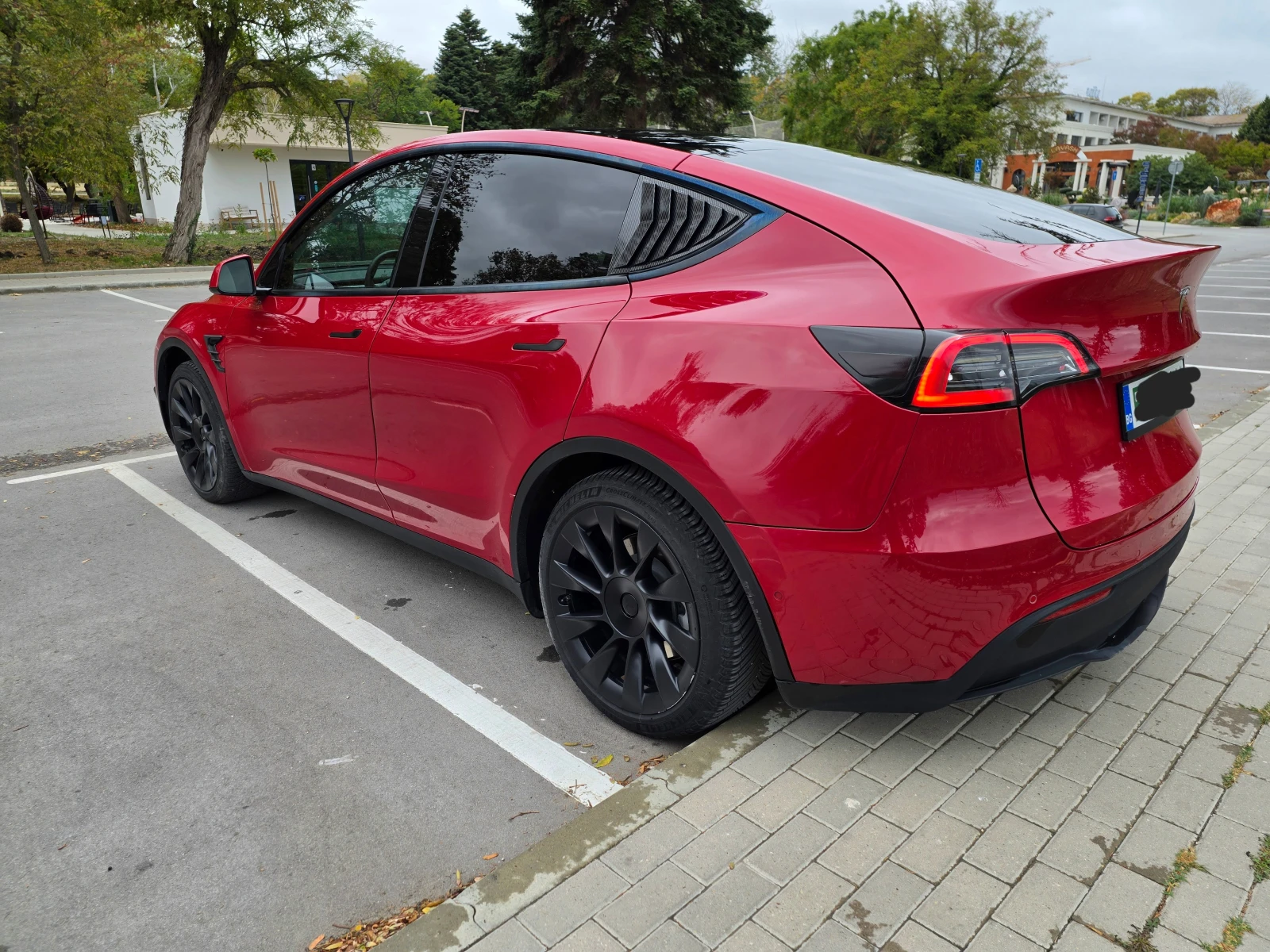 Tesla Model Y DUAL MOTOR/LONG RANGE/AWD/���������� ��������� | Mobile.bg � ����������� 7
