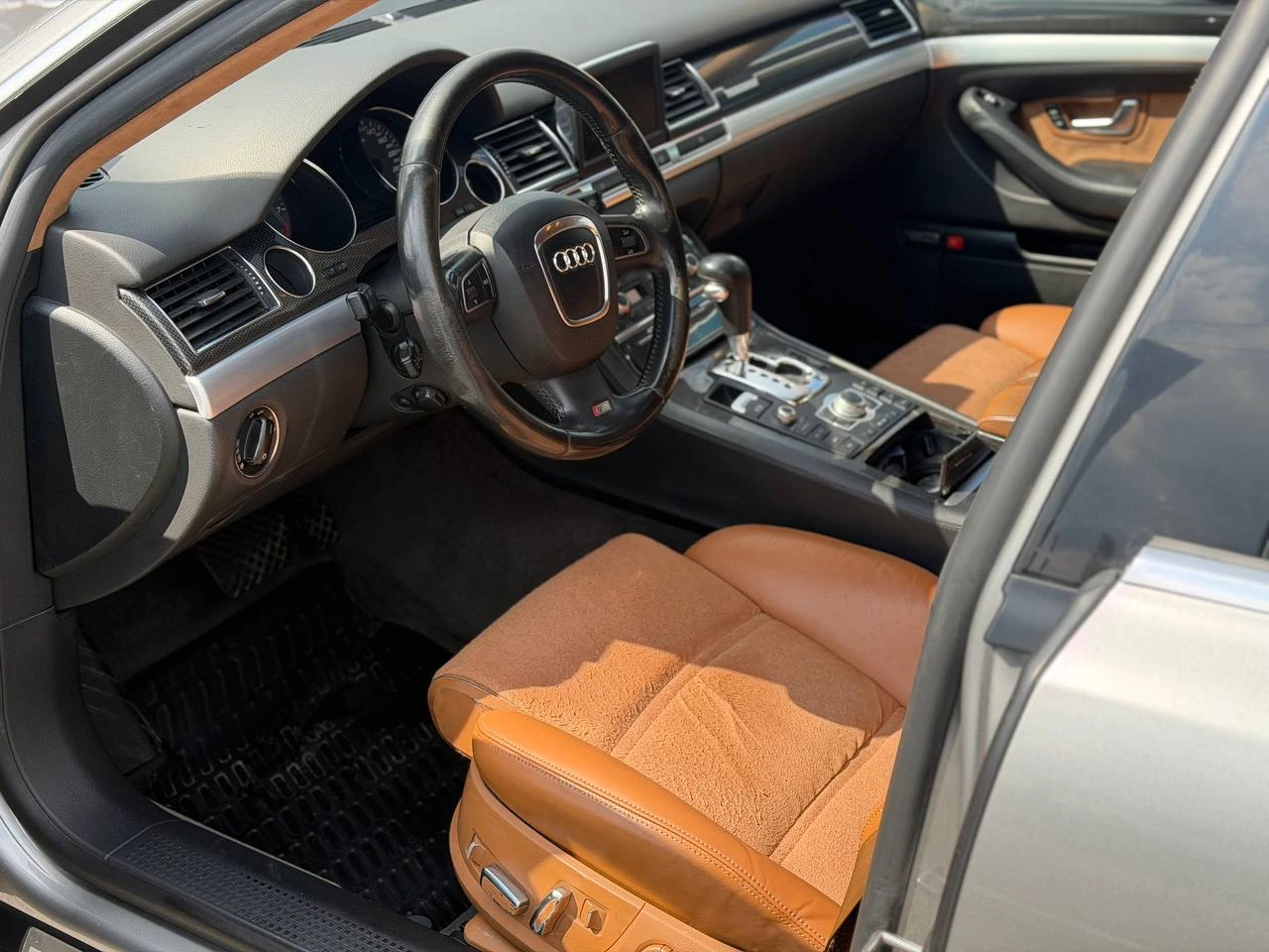 Audi A8 4.2/335, снимка 8 - Автомобили и джипове - 56540735