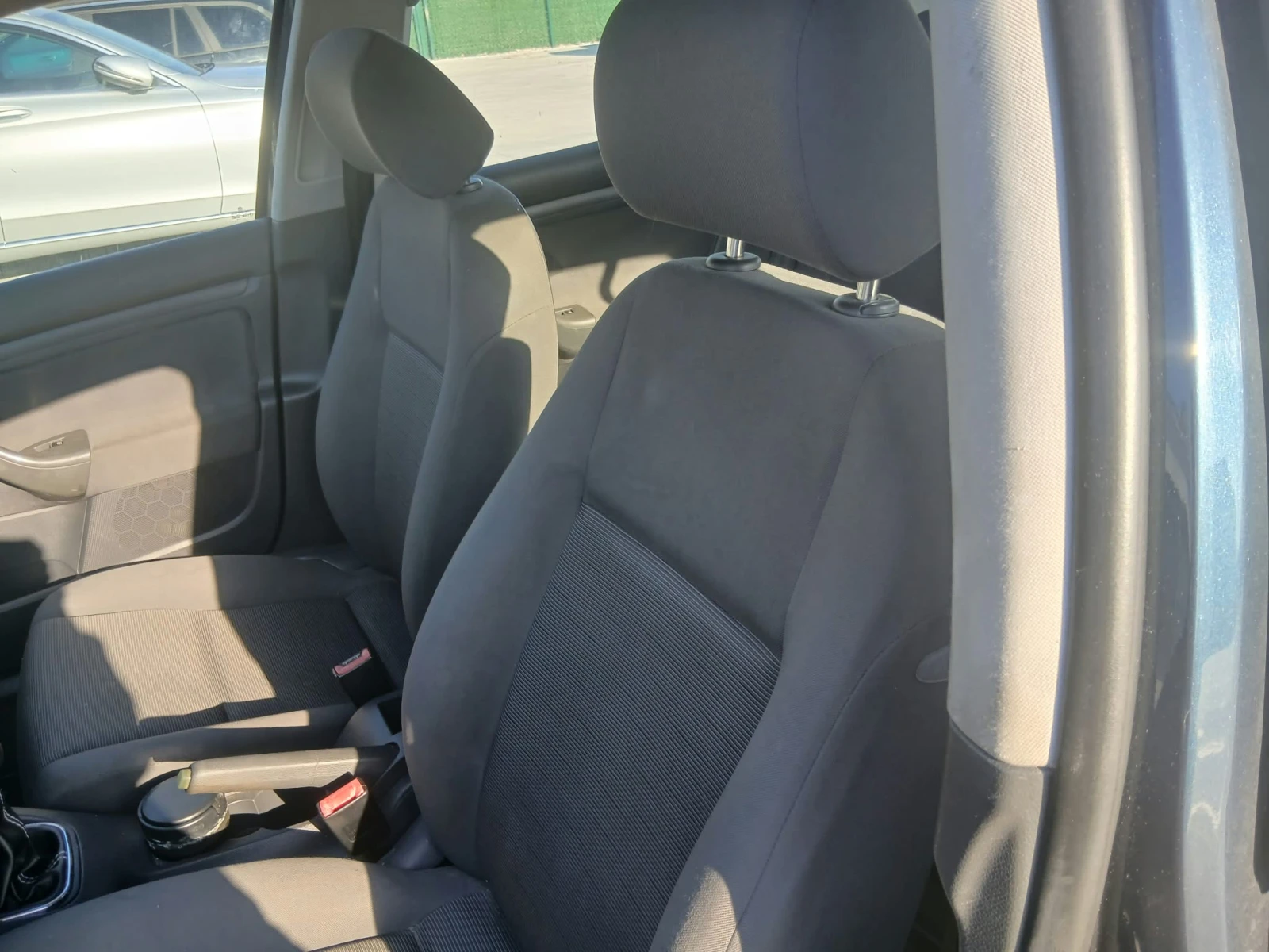 VW Golf, снимка 7 - Автомобили и джипове - 56642299