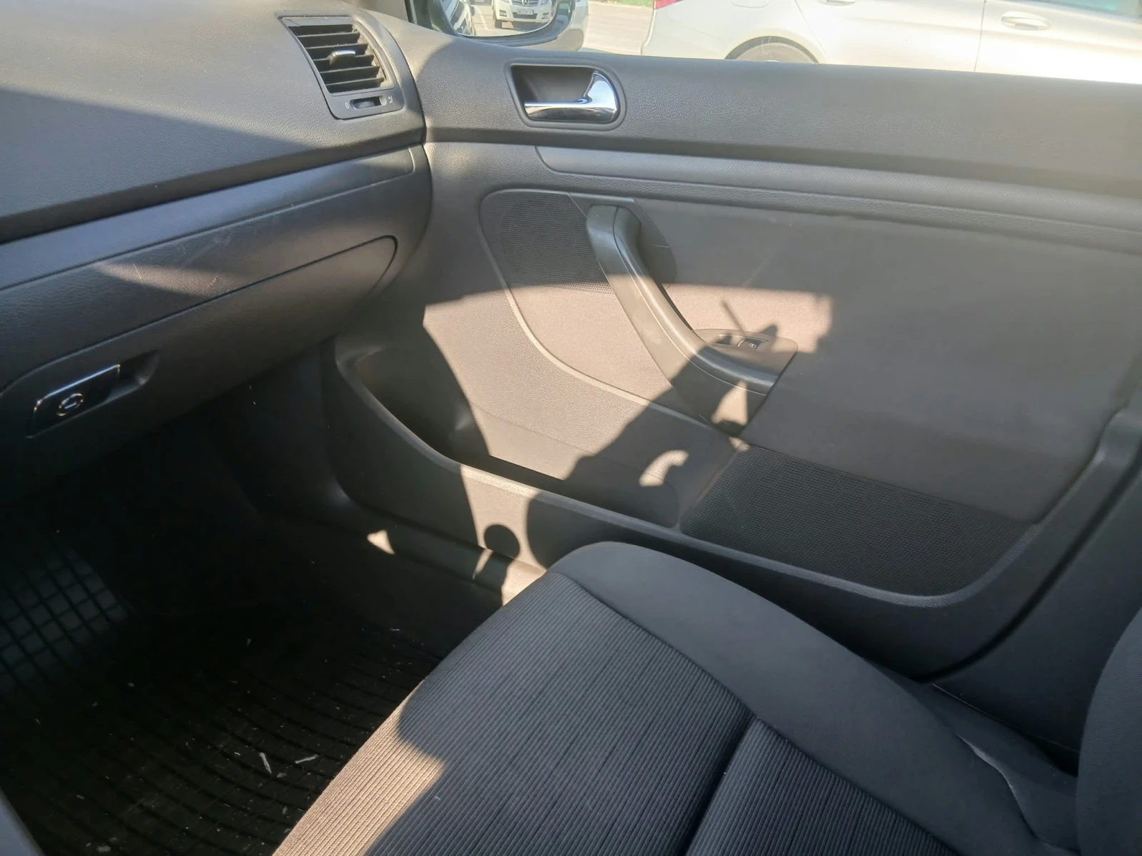 VW Golf, снимка 6 - Автомобили и джипове - 56642299