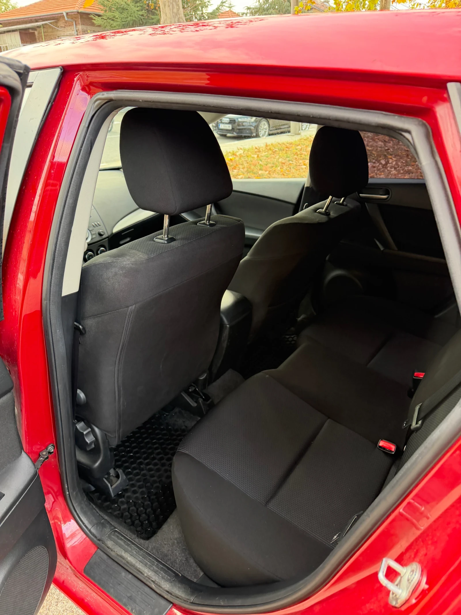 Mazda 3 1.6 BENZIN AUSTRIA , снимка 10 - Автомобили и джипове - 56742696
