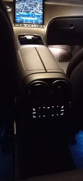 Mercedes-Benz GLC 300 Coupe/AMG/Pano/4M, снимка 10