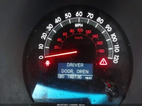 Toyota Sequoia 5.7L V-8 DOHC, VVT, 381HP 4X4 Drive, снимка 7