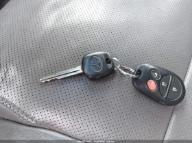 Toyota Sequoia 5.7L V-8 DOHC, VVT, 381HP 4X4 Drive, снимка 3