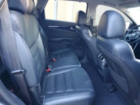 Kia Sorento 3.3L 6 Front-wheel Drive - 9300 € / 18189.22 лв. - 19145981 11