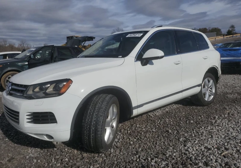 VW Touareg, снимка 1 - Автомобили и джипове - 49114526