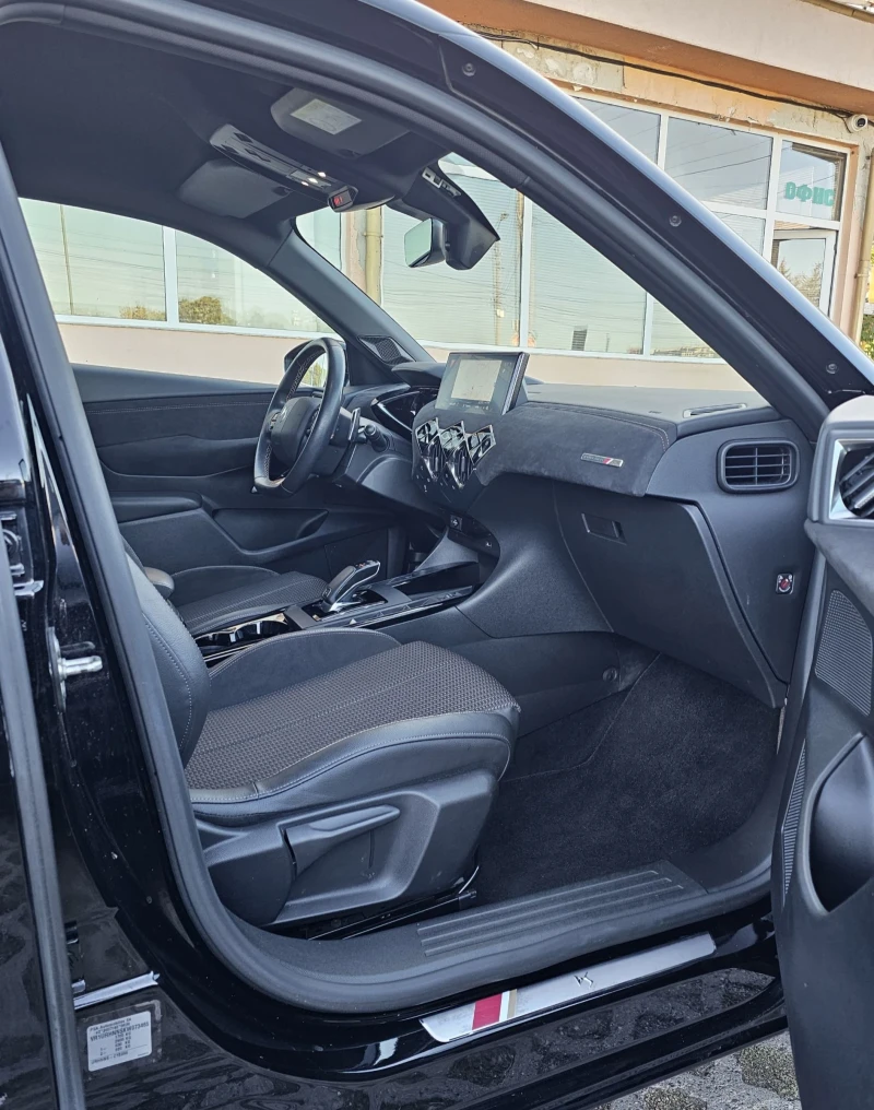Citroen DS 3 Crossback Performance Line CarPlay Камера LED, снимка 8 - Автомобили и джипове - 51802208