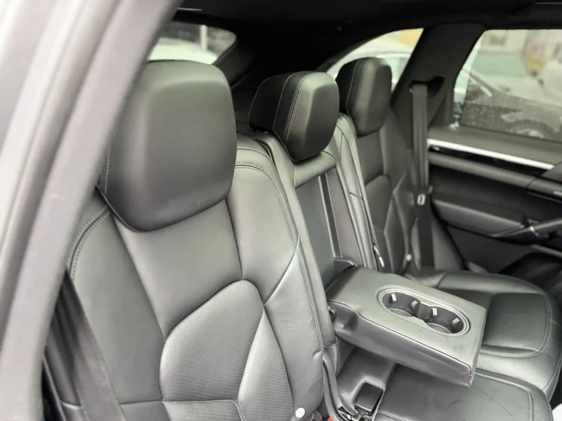 Porsche Cayenne S PREMIUM, BOSE, ОБДУХВАНЕ, PANORAMA, снимка 15 - Автомобили и джипове - 52509830