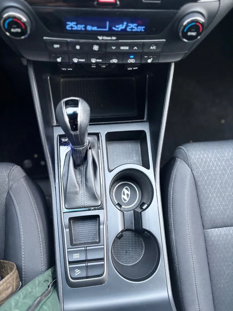 Hyundai Tucson Sport, снимка 7 - Автомобили и джипове - 53064219