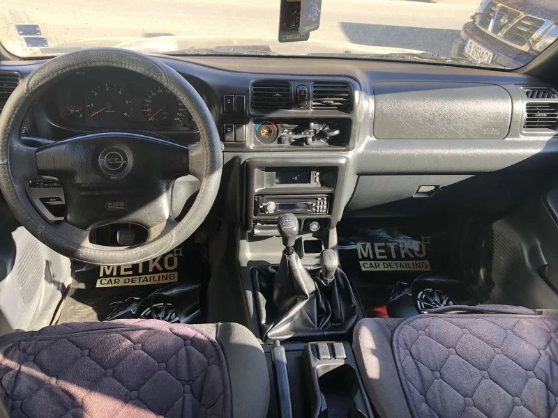 Opel Frontera 2.2d, снимка 15 - Автомобили и джипове - 53165674