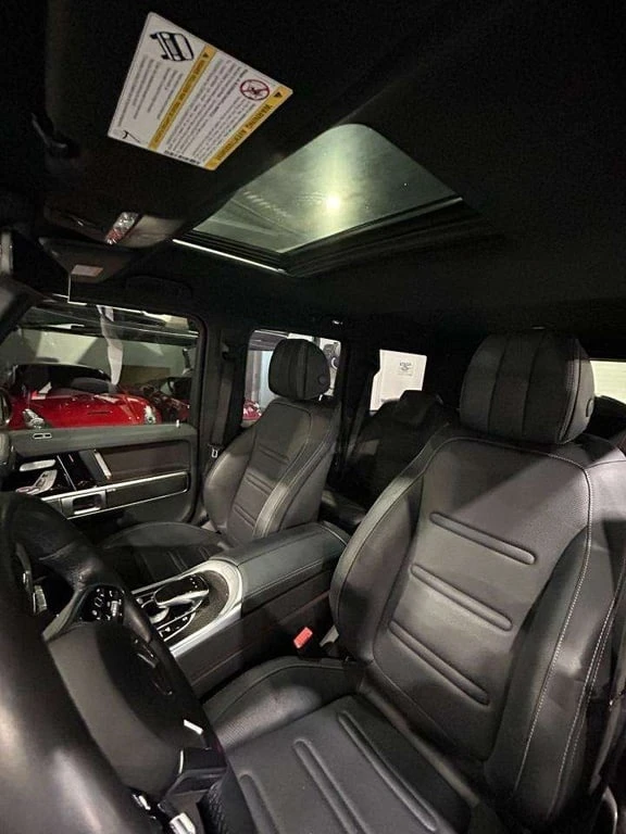 Mercedes-Benz G 550 * CARFAX * БЕЗ ПЪРВОНАЧАЛНА ВНОСКА, снимка 13 - Автомобили и джипове - 53164553