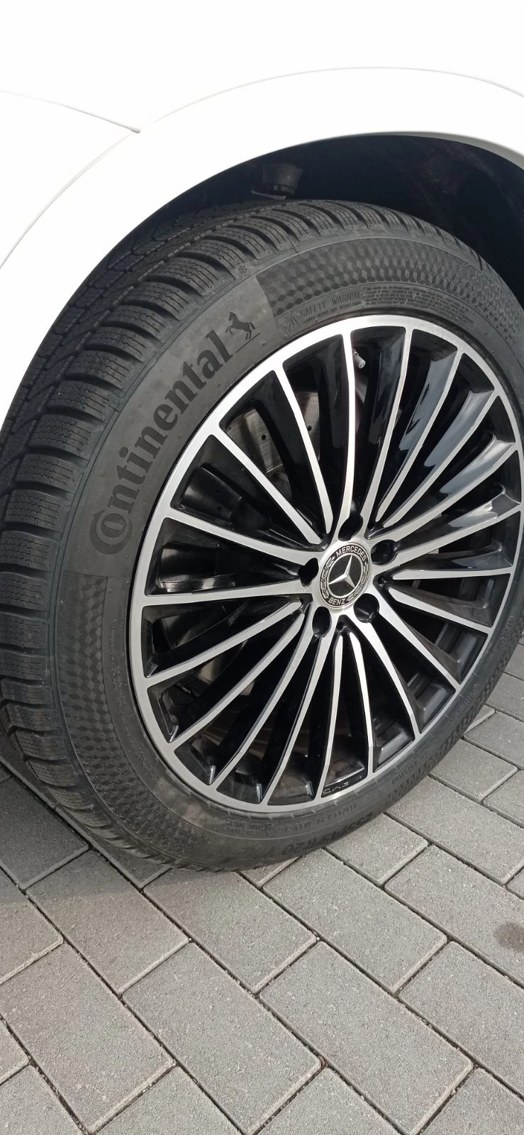 Mercedes-Benz GLC 300 Coupe/AMG/Pano/4M, снимка 16 - Автомобили и джипове - 53755852