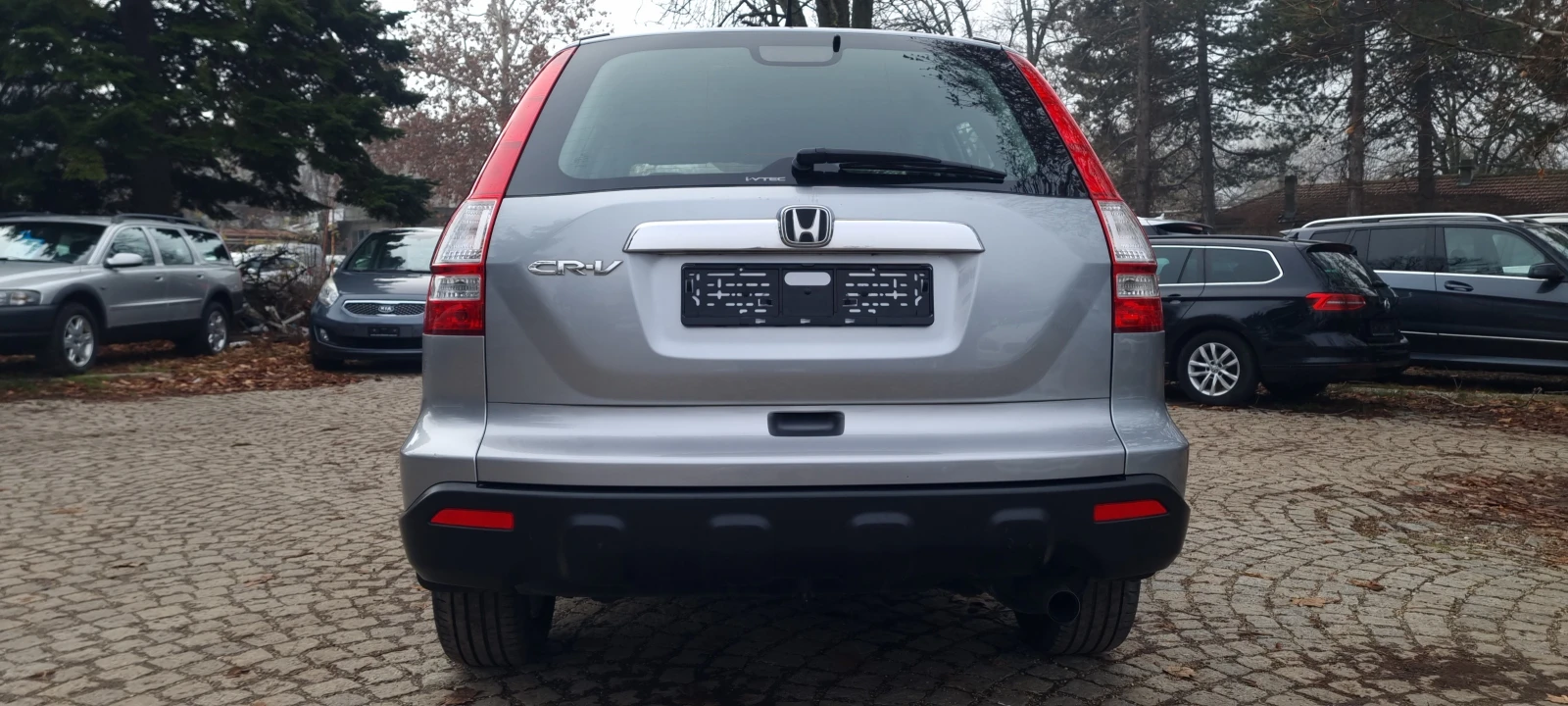 Honda Cr-v 2.0i * АВТОМАТИК* * СЕРВИЗНА ИСТОРИЯ* * ШВЕЙЦАРИЯ* - изображение 6