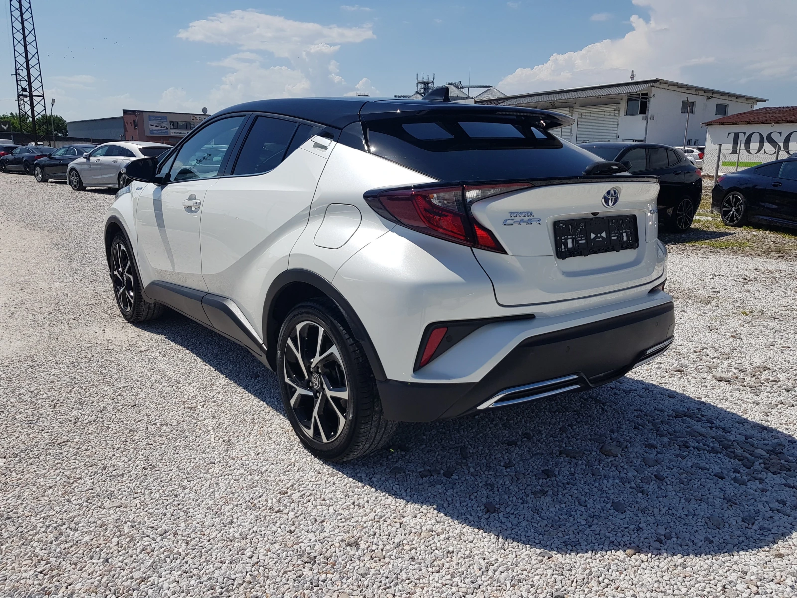 Toyota C-HR 2.0 i - 184 к.с. ХИБРИД ИТАЛИЯ 110 715 КМ ЛИЗИНГ - изображение 7