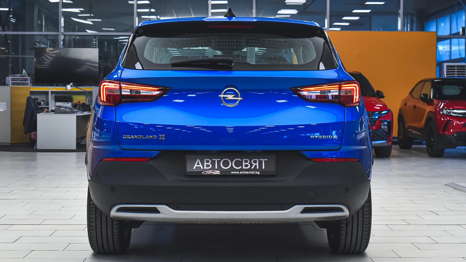 Opel Grandland X 1.6 Turbo Elegance Plug-in Hybrid4 4x4 Automatic - изображение 3