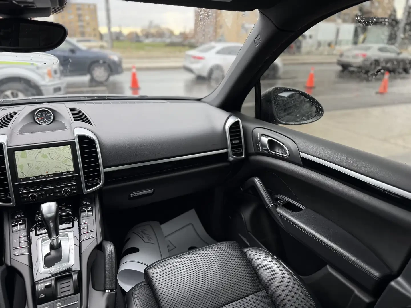 Porsche Cayenne S PREMIUM, BOSE, ОБДУХВАНЕ, PANORAMA - изображение 9