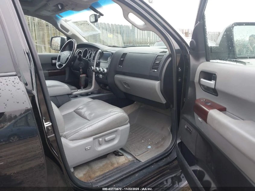 Toyota Sequoia 5.7L V-8 DOHC, VVT, 381HP 4X4 Drive - изображение 10