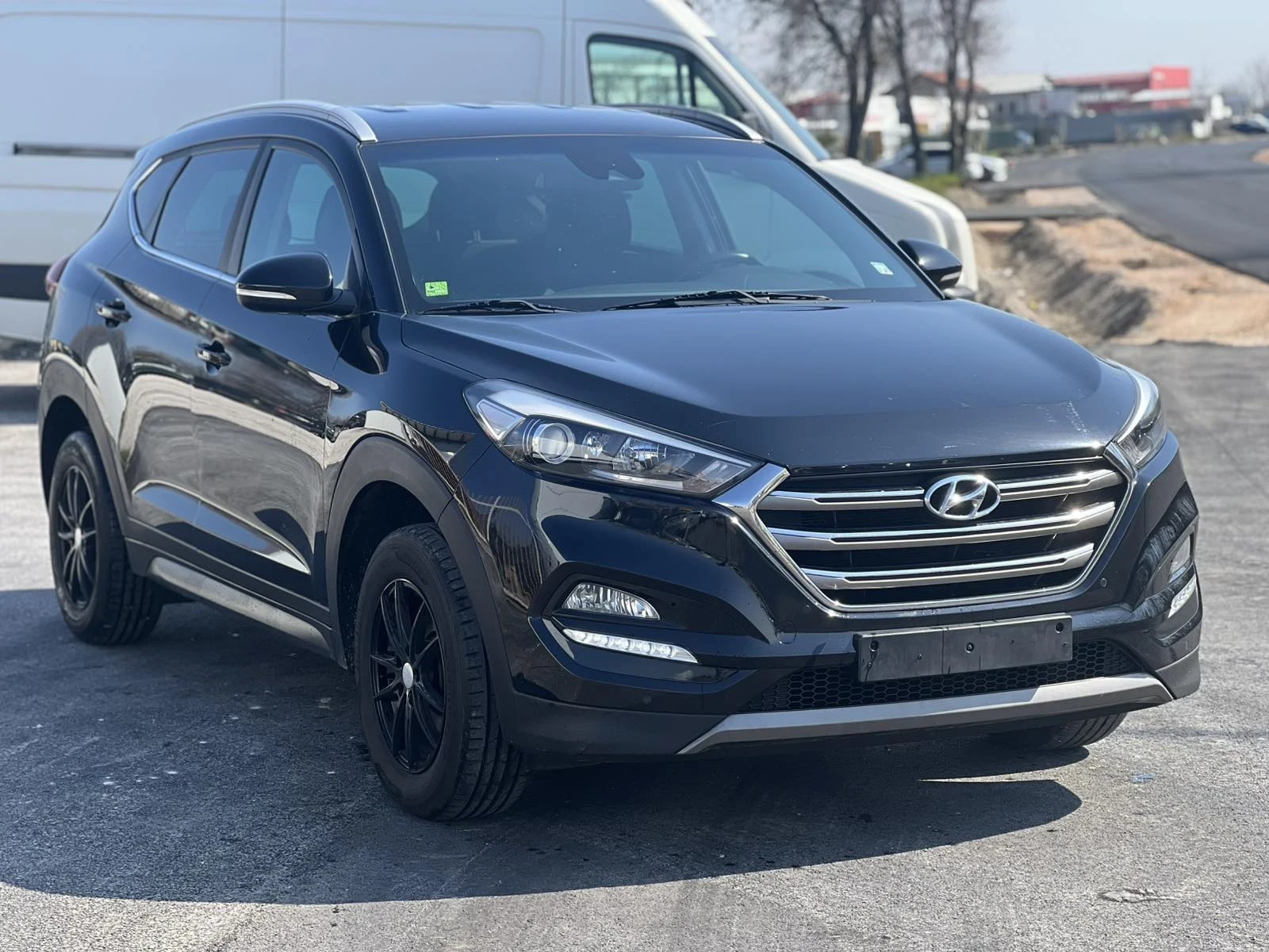 Hyundai Tucson, снимка 2 - Автомобили и джипове - 53865851
