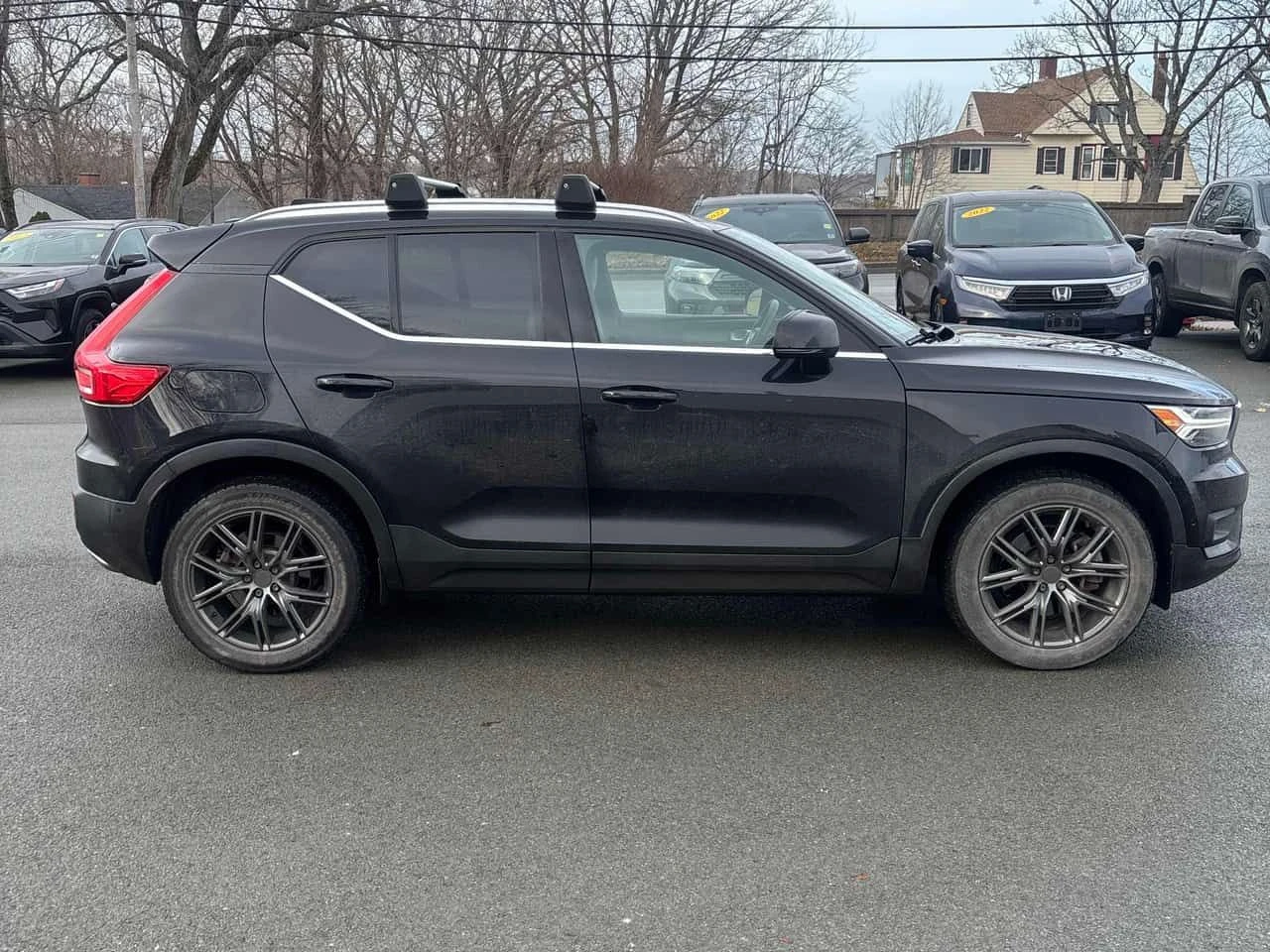 Volvo XC40 Inscription / 360 / Harmon Kardon , снимка 3 - Автомобили и джипове - 53868255