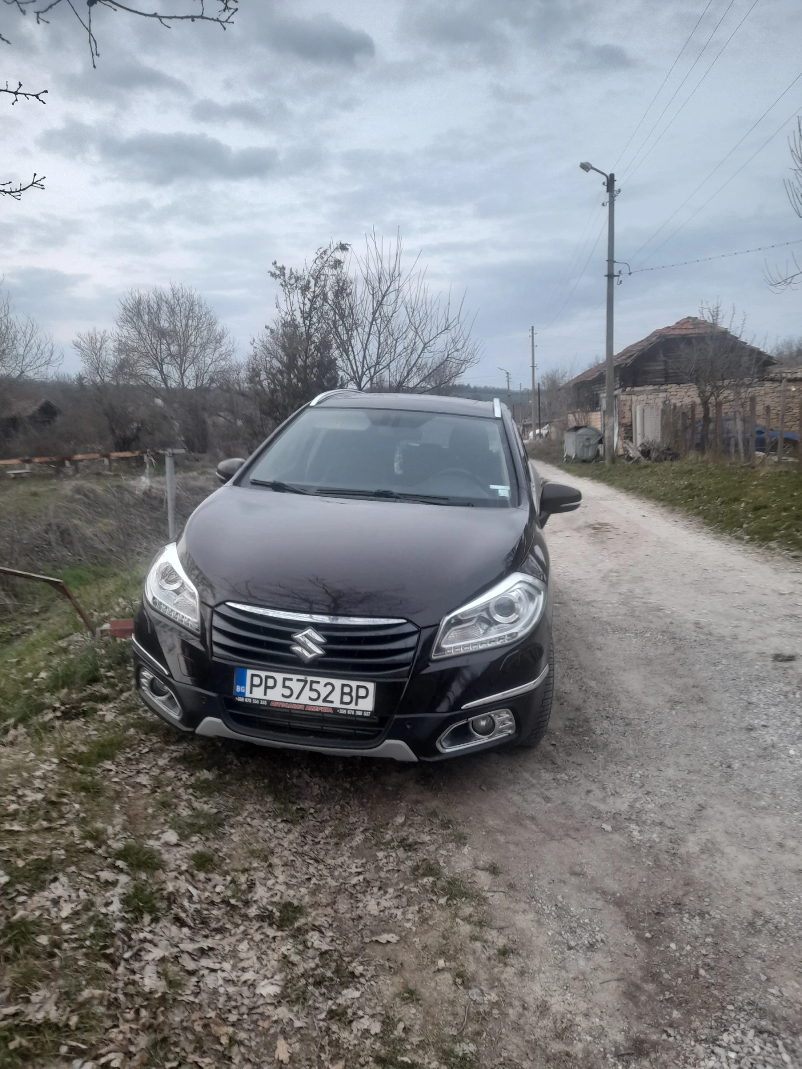 Suzuki SX4 S-Cross 1.6 DI-D, снимка 14 - Автомобили и джипове - 53910344