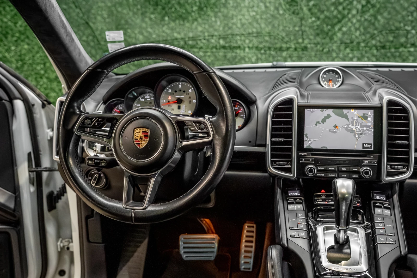 Porsche Cayenne 3.0D/Platinum Edition/GTS Pack/NAPPA, снимка 9 - Автомобили и джипове - 55623927