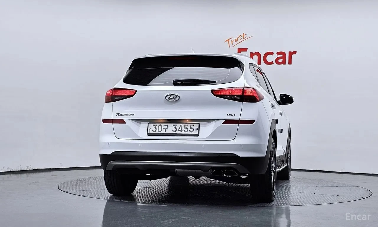 Hyundai Tucson * Diesel 1.6 2WD * ЦЕНА ДО БГ, снимка 4 - Автомобили и джипове - 55886797