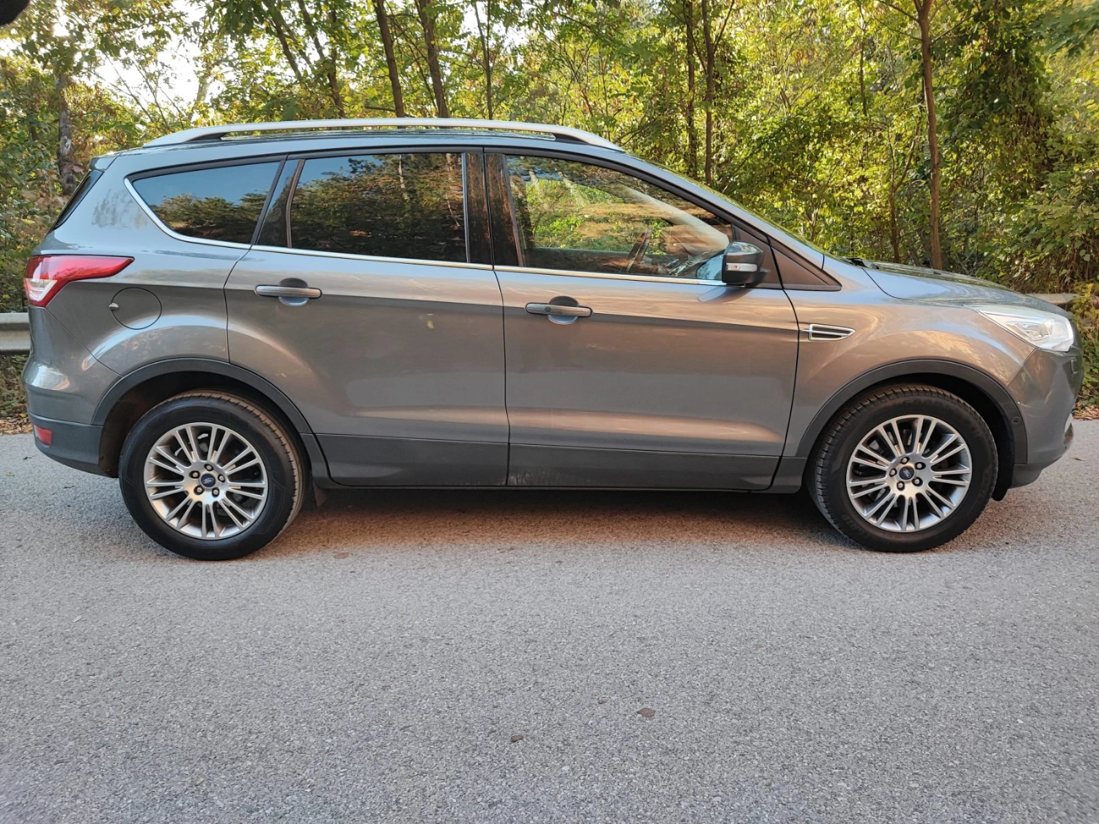 Ford Kuga 2.0 TDCI, снимка 6 - Автомобили и джипове - 56608750