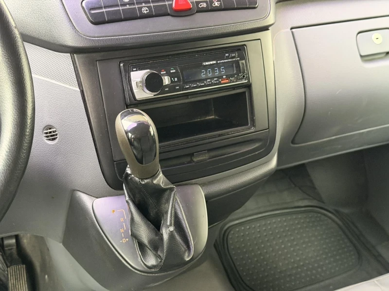 Mercedes-Benz Vito 220CDI / 4-MATIC, снимка 15 - Бусове и автобуси - 53007908