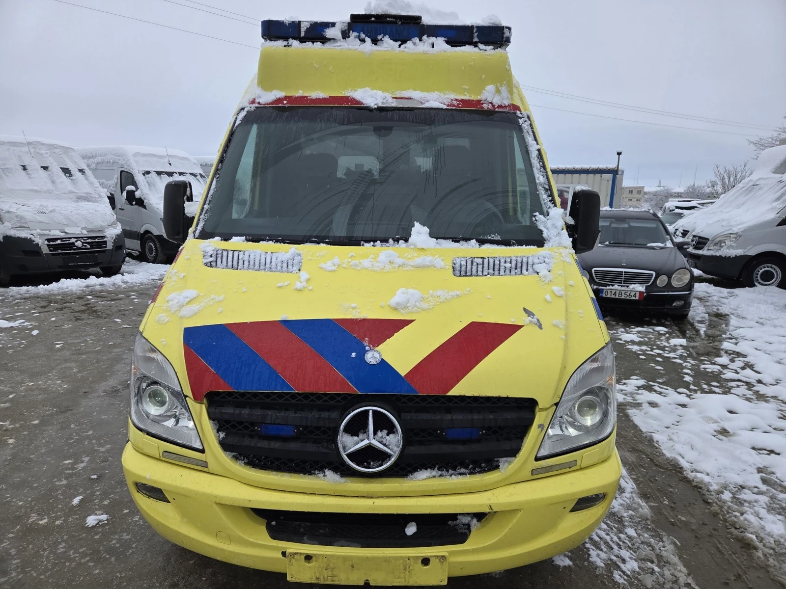 Mercedes-Benz Sprinter 319 Климатик.5 места. - изображение 2