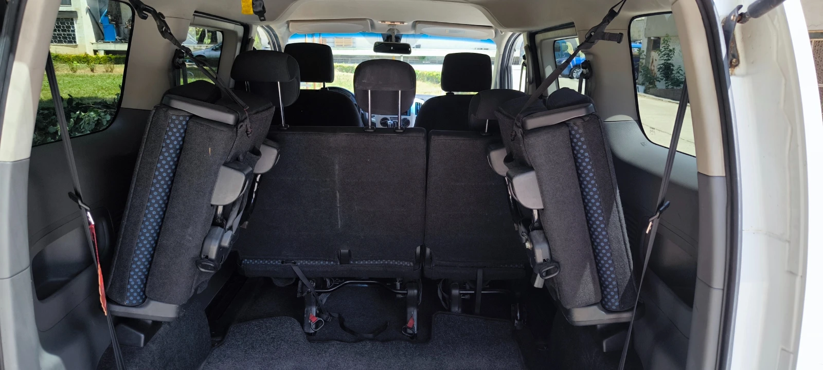 Nissan NV200 1.5 DCI EVALIA, снимка 16 - Бусове и автобуси - 54400478