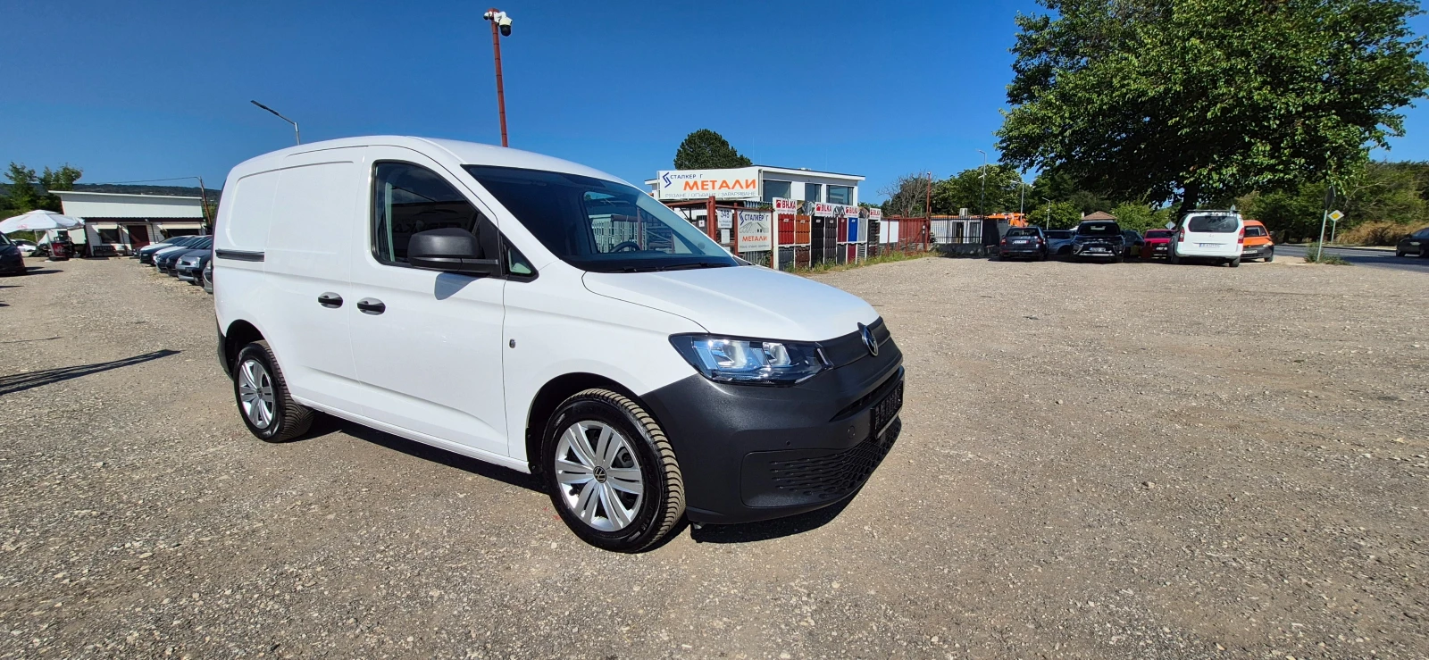 VW Caddy 48000км!!!, снимка 7 - Бусове и автобуси - 55469769
