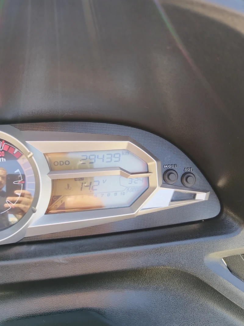 Kymco Xciting 400I ABS, снимка 5 - Мотоциклети и мототехника - 51788019