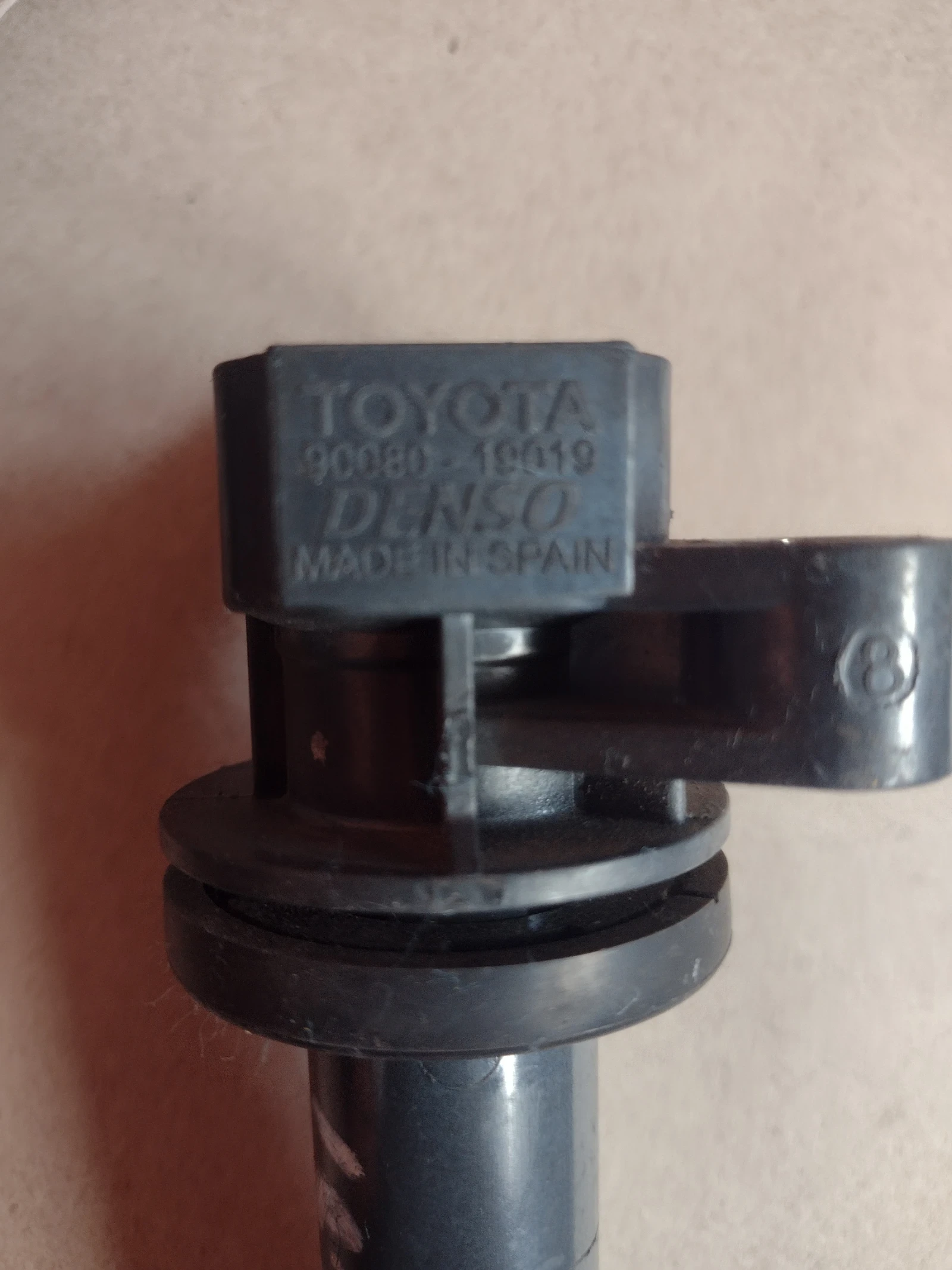 90080-19019 запалителна бобина TOYOTA Denso 90080-19019 | Mobile.bg — изображение 1