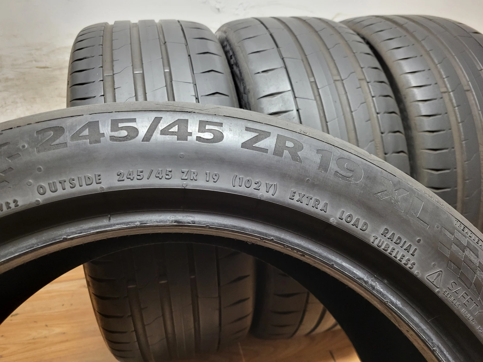 Гуми Летни 245/45R19, снимка 7 - Гуми и джанти - 54626006
