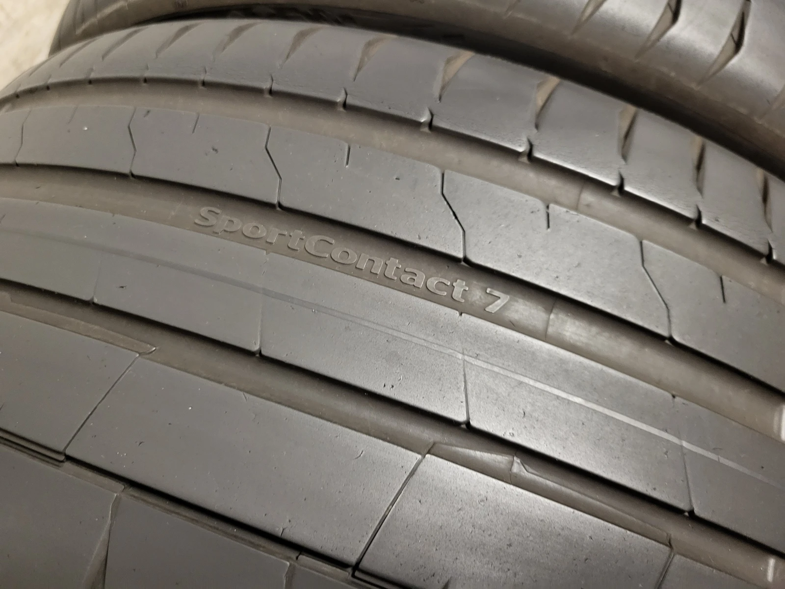 Гуми Летни 245/45R19, снимка 4 - Гуми и джанти - 54626006