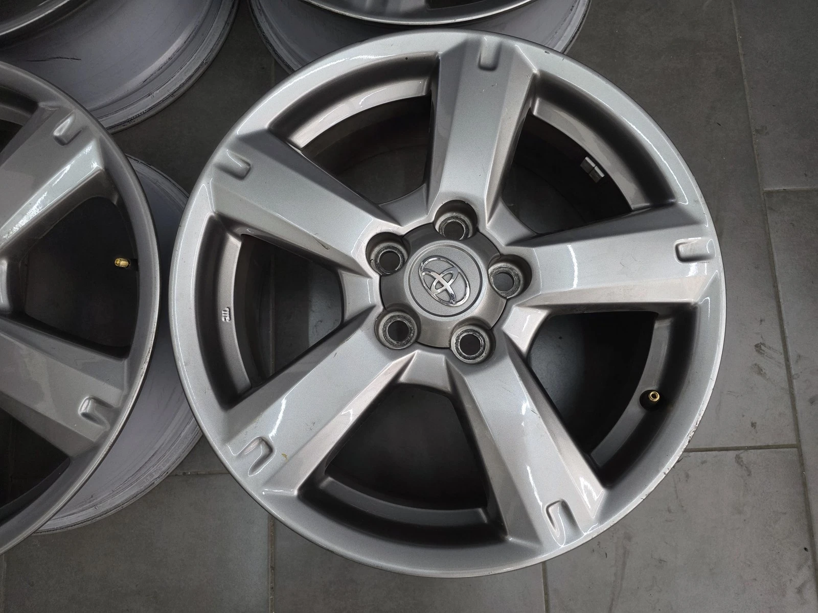 Джанти за Toyota, снимка 8 - Гуми и джанти - 56716490