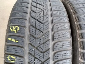 Гуми Зимни 225/40R18, снимка 4 - Гуми и джанти - 45649706