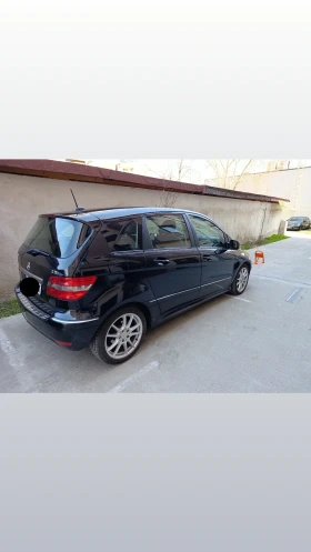 Mercedes-Benz B 180 Регистрирана, снимка 3