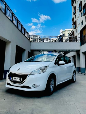 Peugeot 208 ПЪЛНА СЕРВИЗНА ИСТОРИЯ / 1.4 Euro 5B, снимка 1