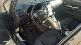 Обява за продажба на Toyota Auris 1.6 с газ ~9 500 лв. - изображение 7