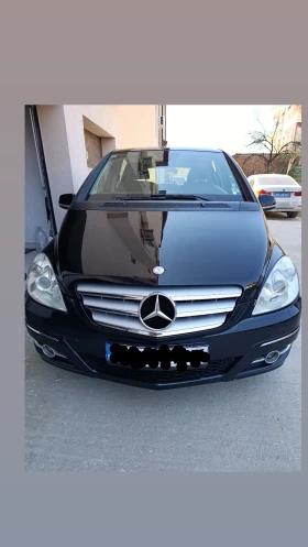 Mercedes-Benz B 180 Регистрирана