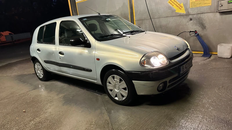 Renault Clio, снимка 7 - Автомобили и джипове - 47341486