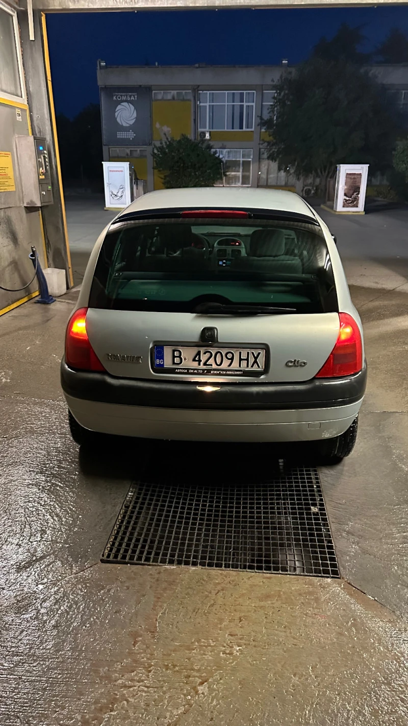 Renault Clio, снимка 5 - Автомобили и джипове - 47341486