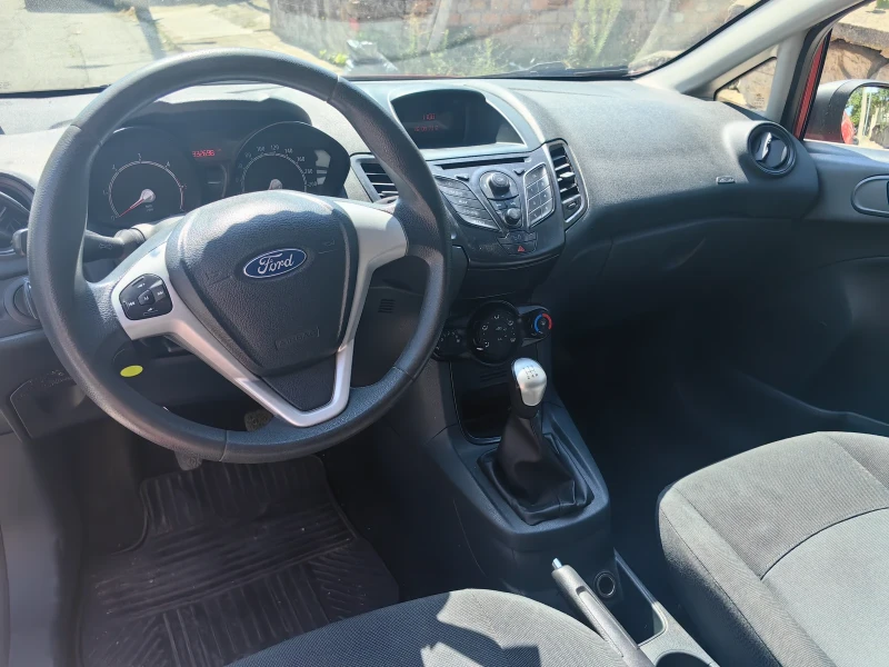 Ford Fiesta 1.4 TDCI, снимка 3 - Автомобили и джипове - 47007311