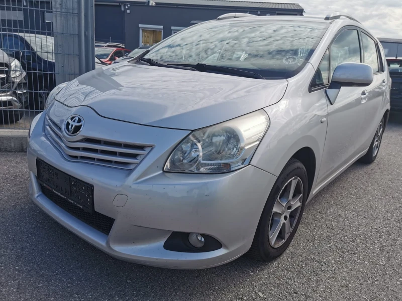 Toyota Verso, снимка 1 - Автомобили и джипове - 47405380