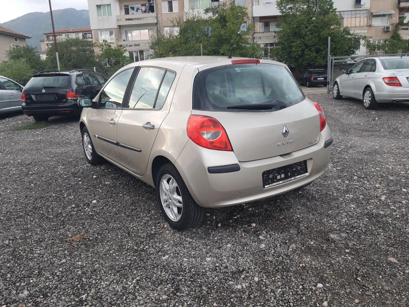 Renault Clio, снимка 7 - Автомобили и джипове - 47430712