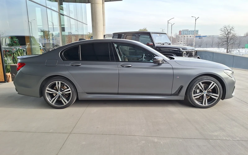 BMW 730 d xDrive M Sport Pure Excellence, снимка 3 - Автомобили и джипове - 48588561