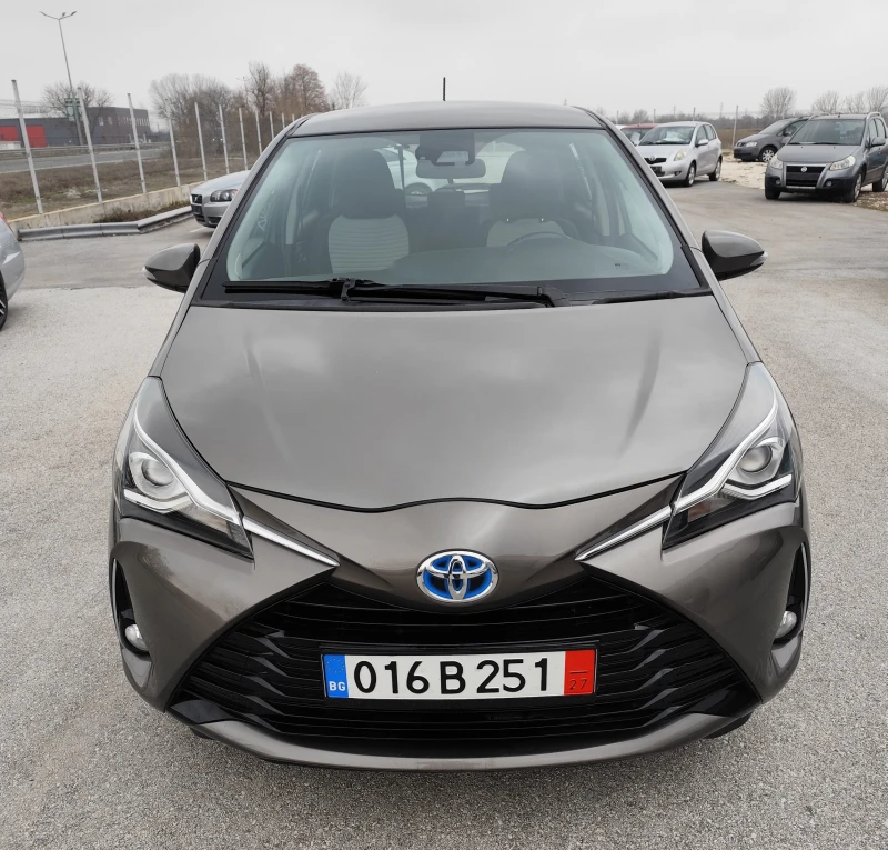 Toyota Yaris 1.5 HYBRID, снимка 2 - Автомобили и джипове - 49316098